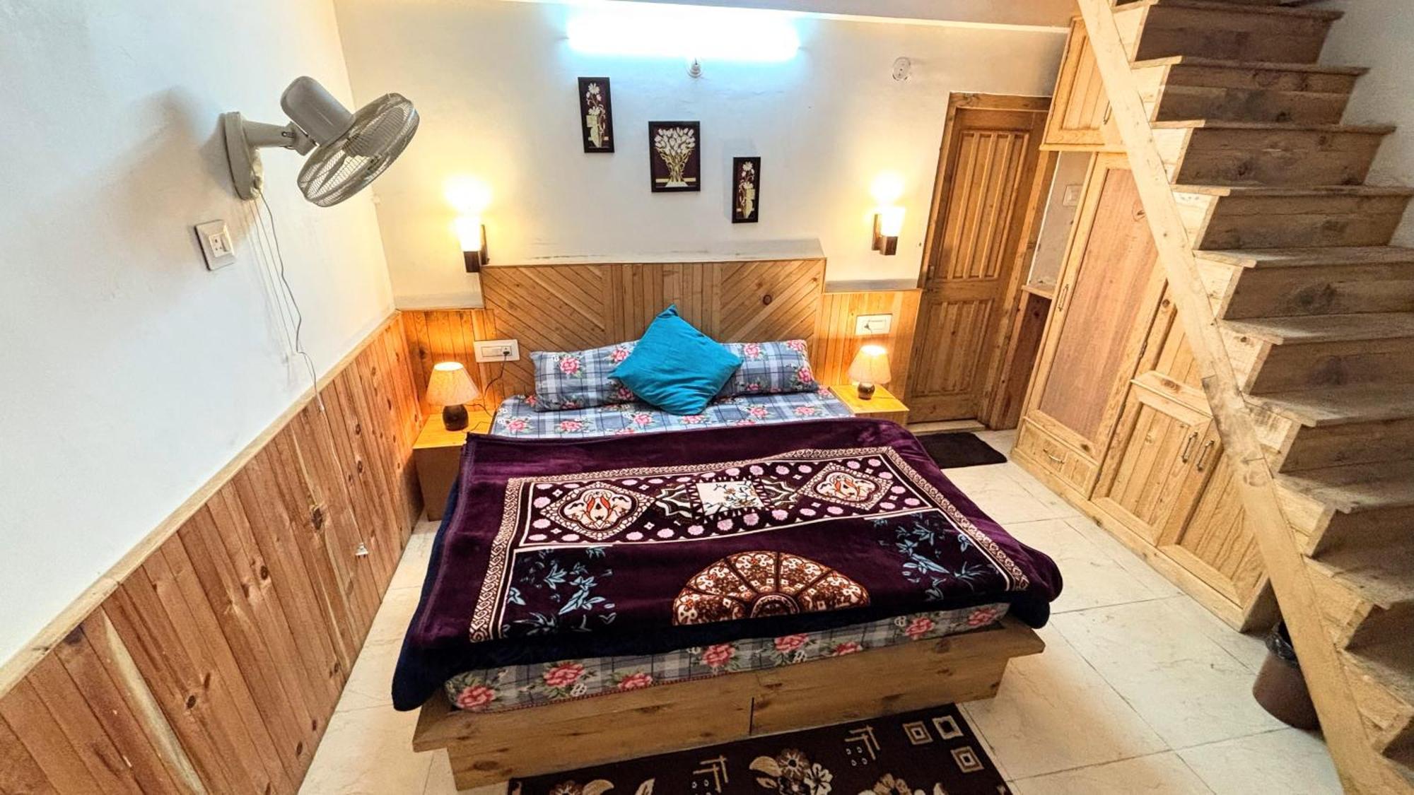 Jumboz Cabin Kasol Buitenkant foto