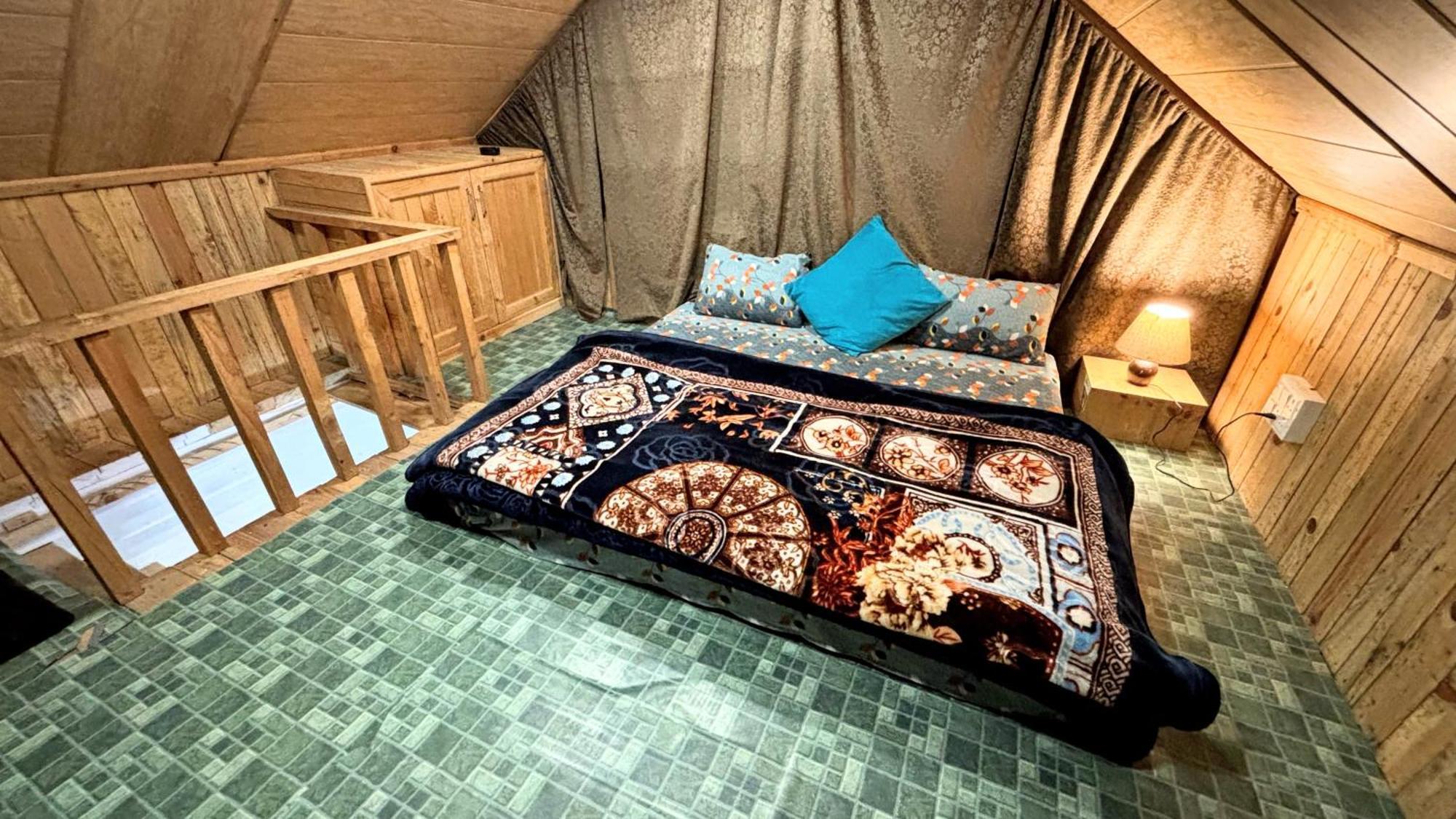 Jumboz Cabin Kasol Buitenkant foto